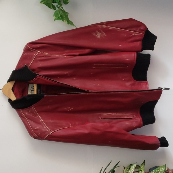 Vintage Wilson Leather Bomber Jacket. - Picture 8 of 15